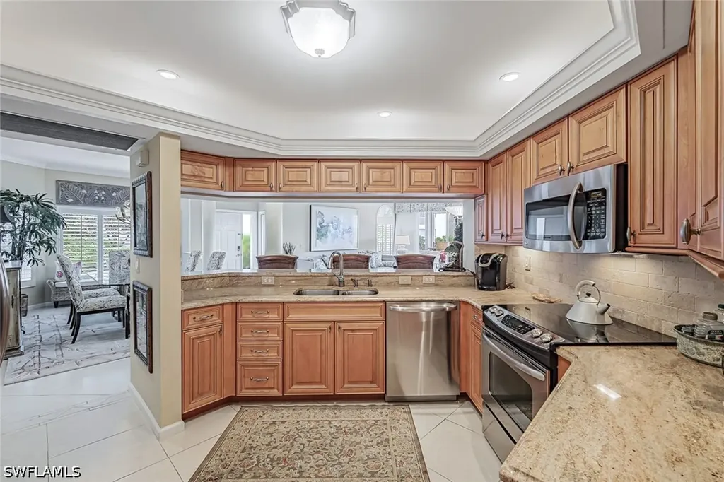 8471 Abbington Circle Naples FL 34108