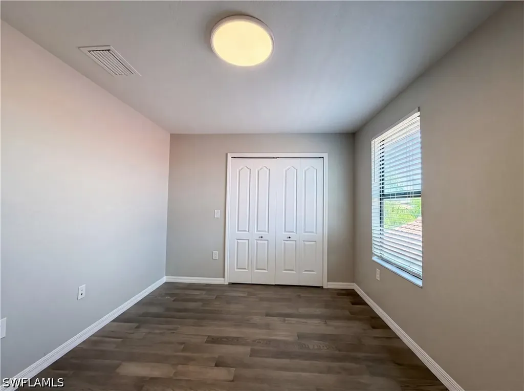 1588 Vizcaya Lane Naples FL 34113