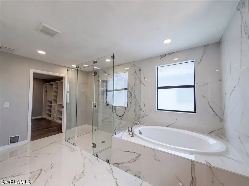 1588 Vizcaya Lane Naples FL 34113