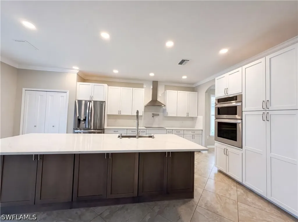 1588 Vizcaya Lane Naples FL 34113