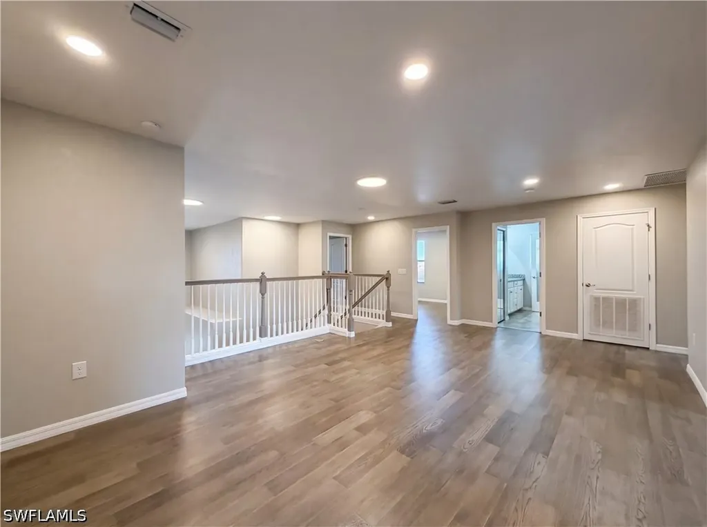 1588 Vizcaya Lane Naples FL 34113