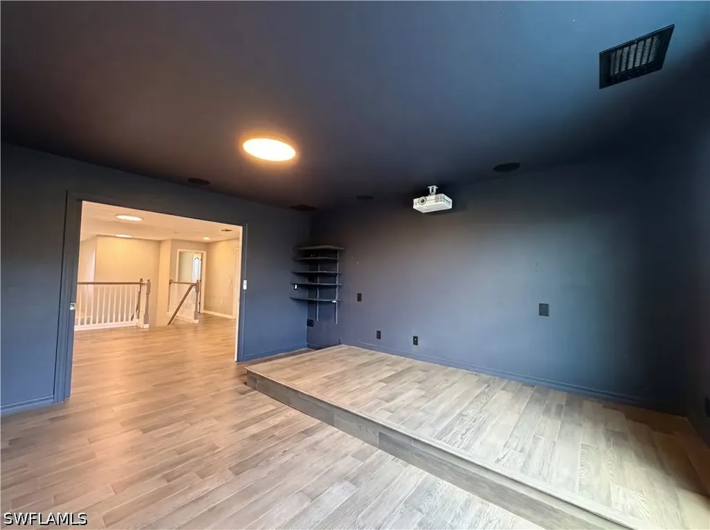 1588 Vizcaya Lane Naples FL 34113