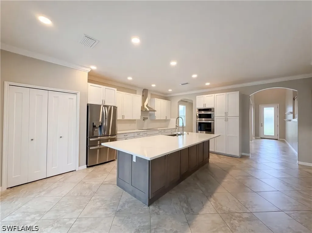 1588 Vizcaya Lane Naples FL 34113