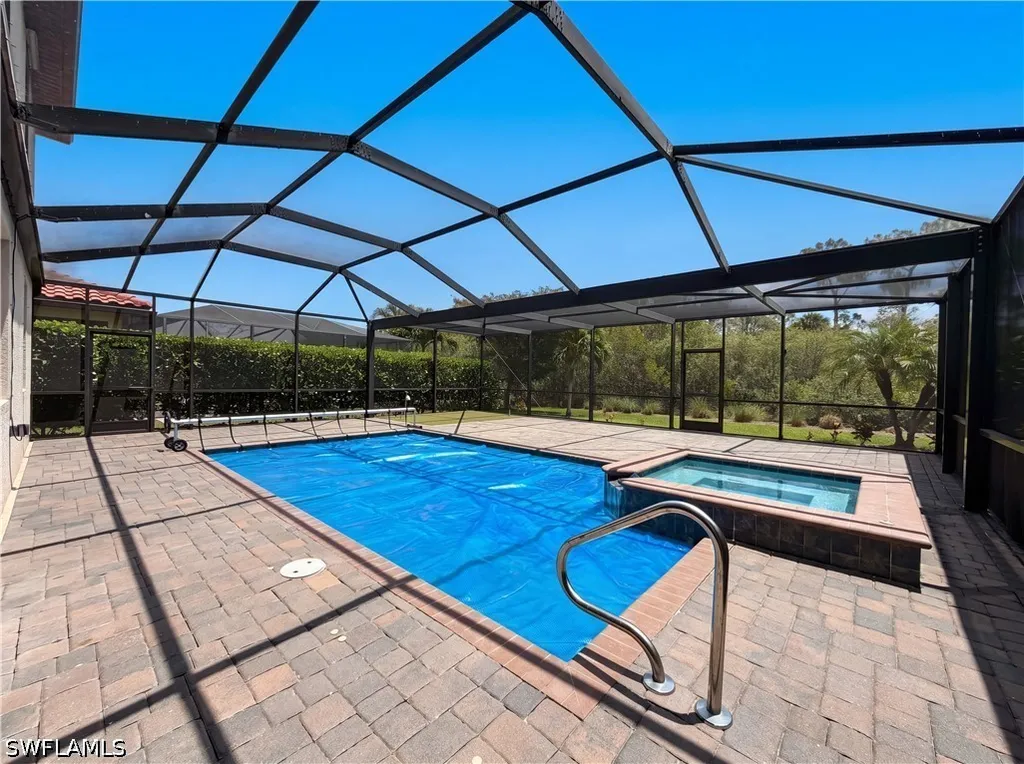 1588 Vizcaya Lane Naples FL 34113