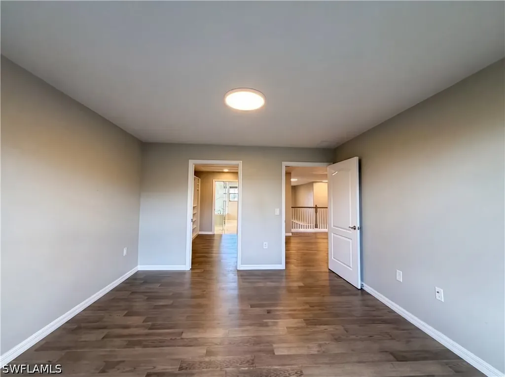 1588 Vizcaya Lane Naples FL 34113