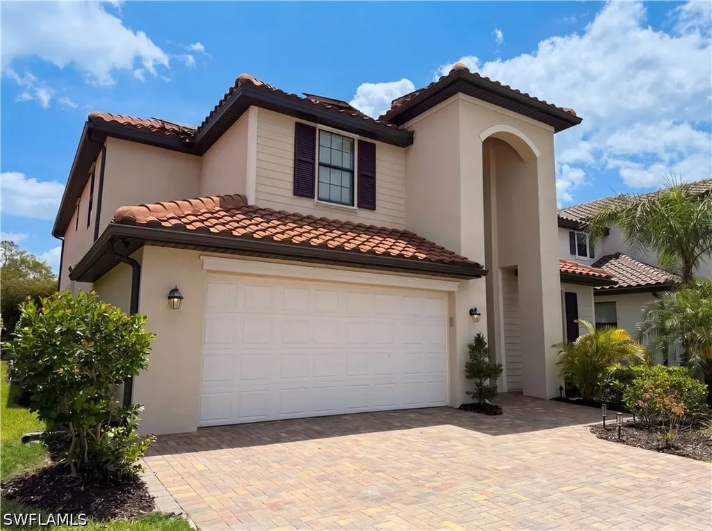 1588 Vizcaya Lane Naples FL 34113