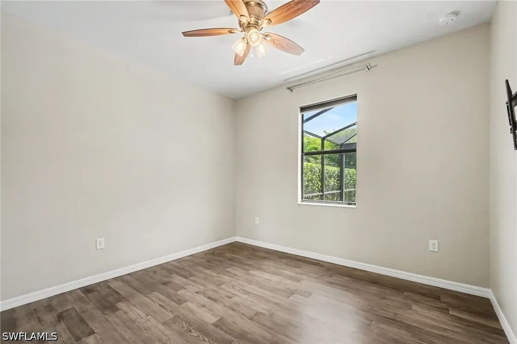 1588 Vizcaya Lane Naples FL 34113
