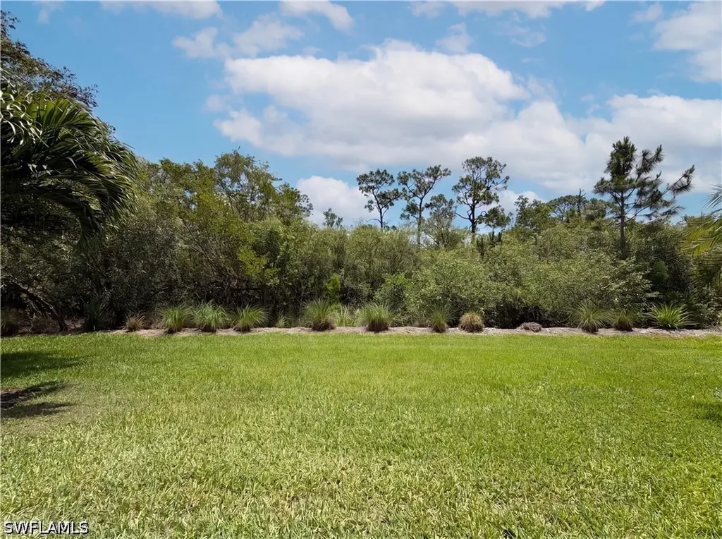1588 Vizcaya Lane Naples FL 34113