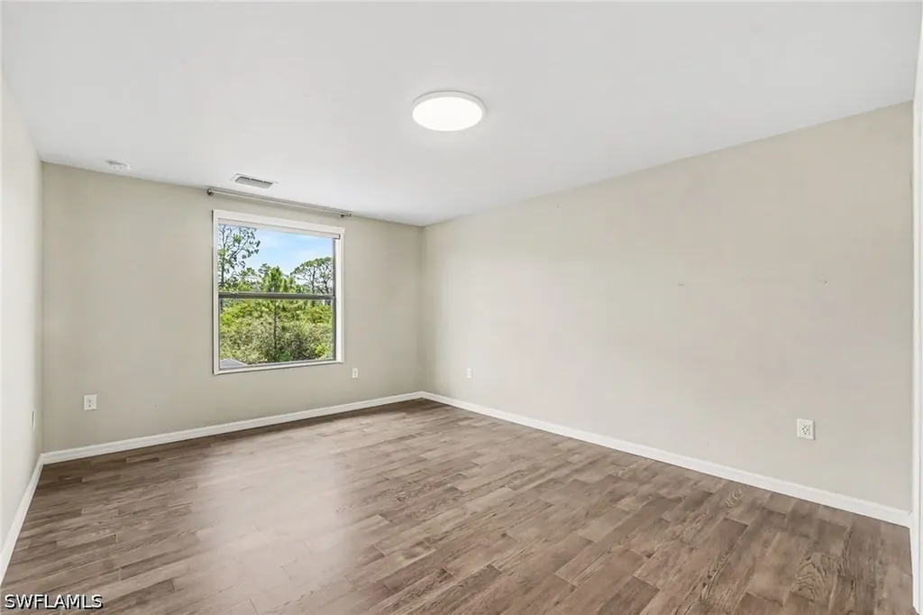 1588 Vizcaya Lane Naples FL 34113