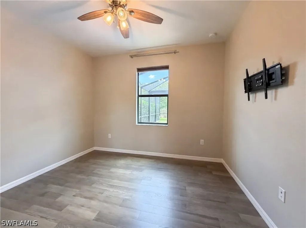 1588 Vizcaya Lane Naples FL 34113