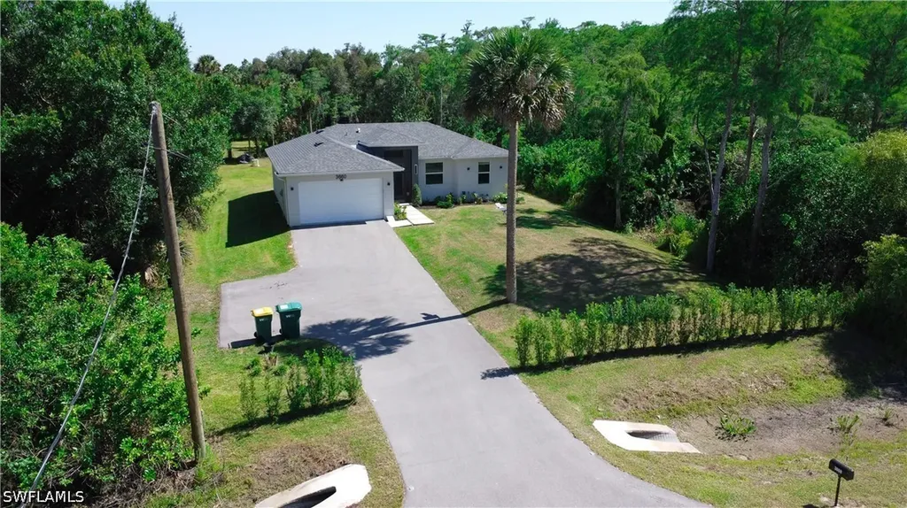 3660 39th Avenue NE Naples FL 34120