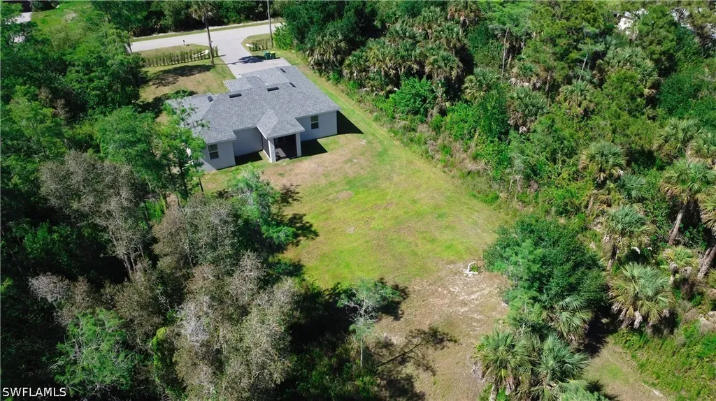 3660 39th Avenue NE Naples FL 34120