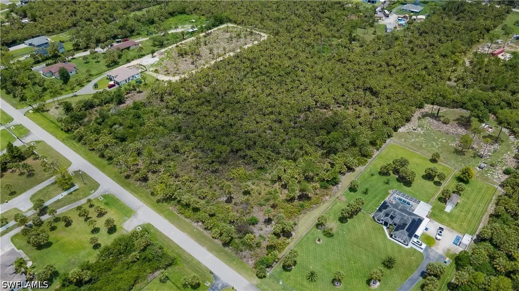 24TH Ave SE Naples FL 34117