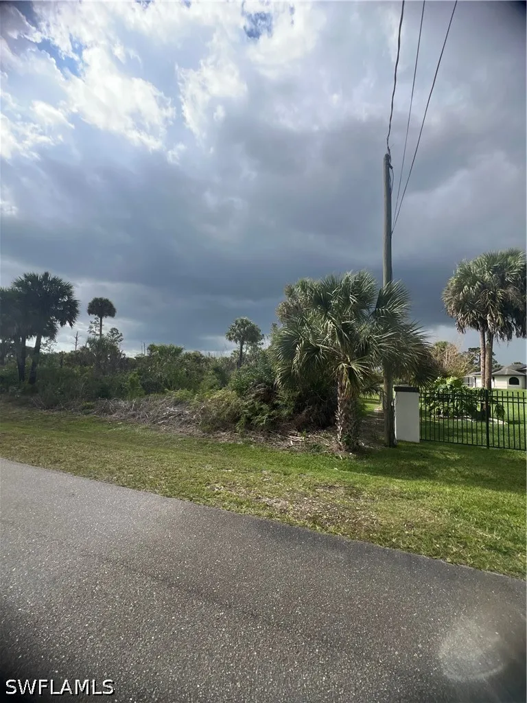 24TH Ave SE Naples FL 34117