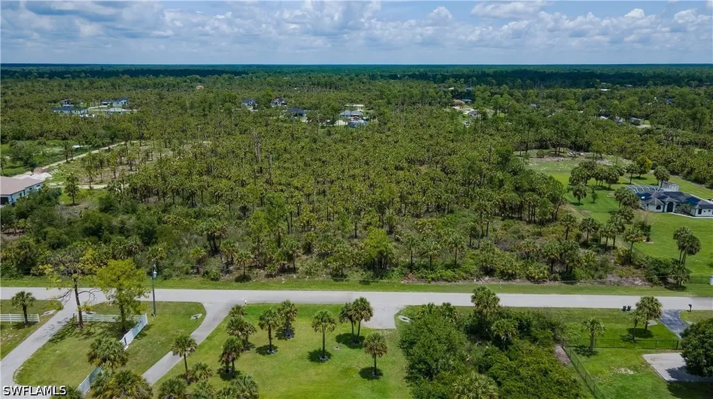 24TH Ave SE Naples FL 34117