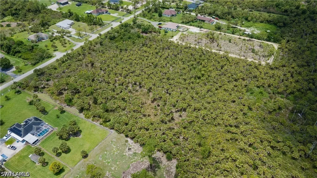 24TH Ave SE Naples FL 34117
