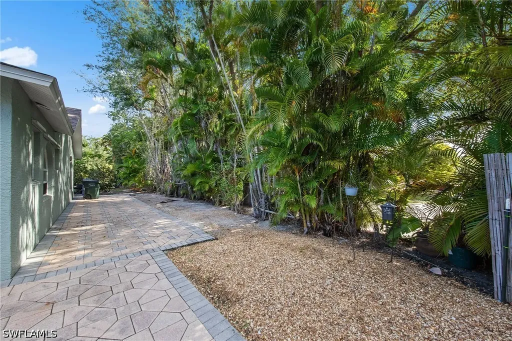 11671 Pine Hammock Circle Fort Myers FL 33919