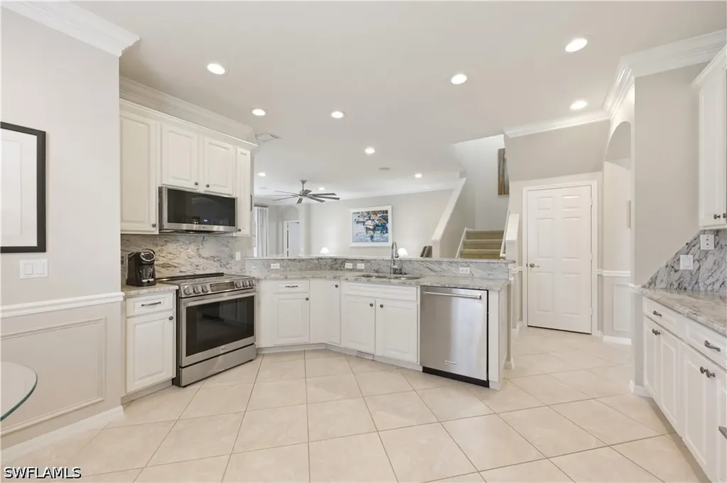 5640 Lago Villaggio Way Naples FL 34104