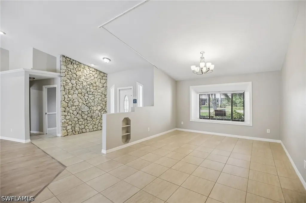 1937 Princess Court Naples FL 34110