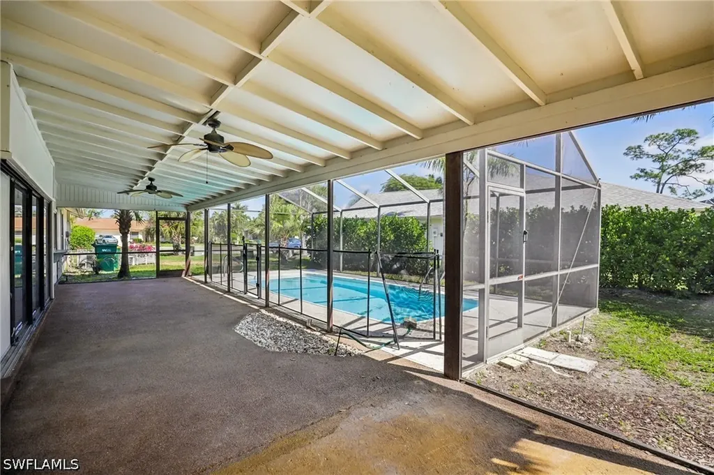1937 Princess Court Naples FL 34110