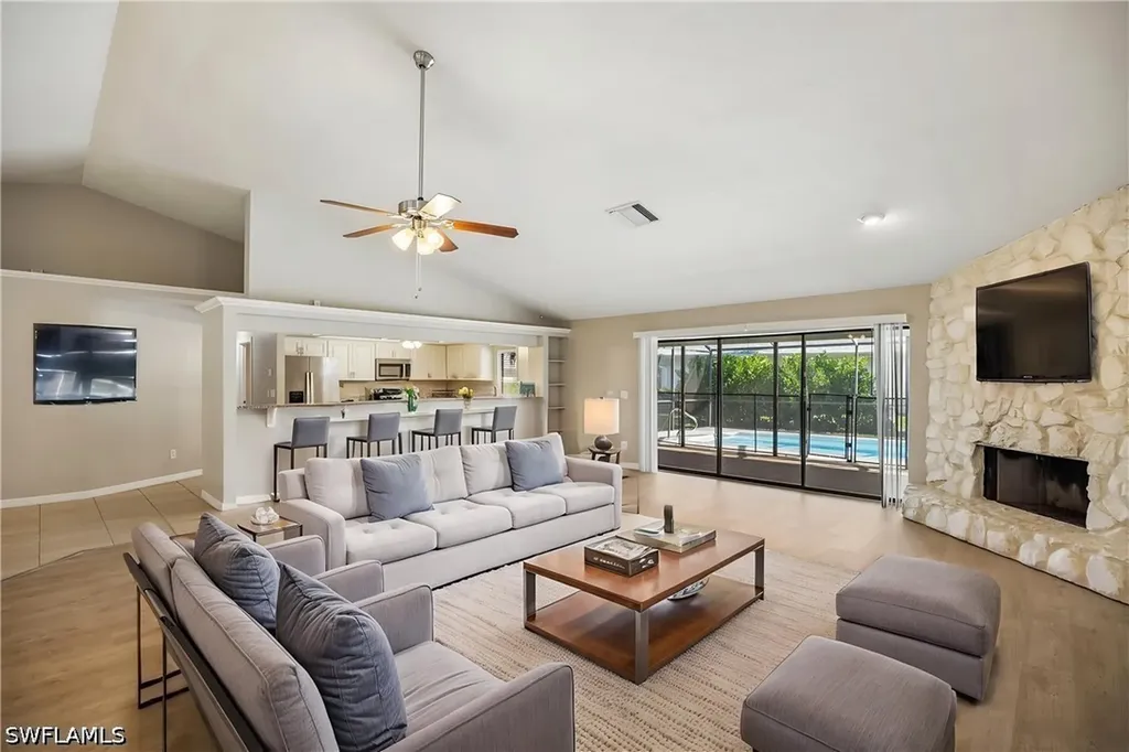 1937 Princess Court Naples FL 34110