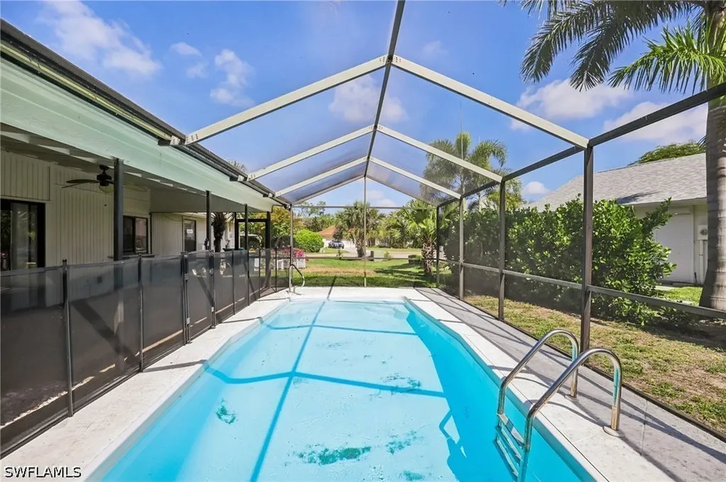 1937 Princess Court Naples FL 34110