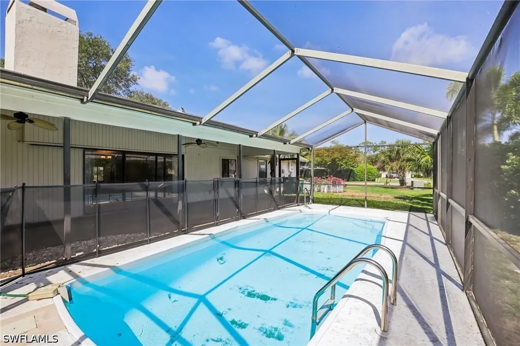 1937 Princess Court Naples FL 34110