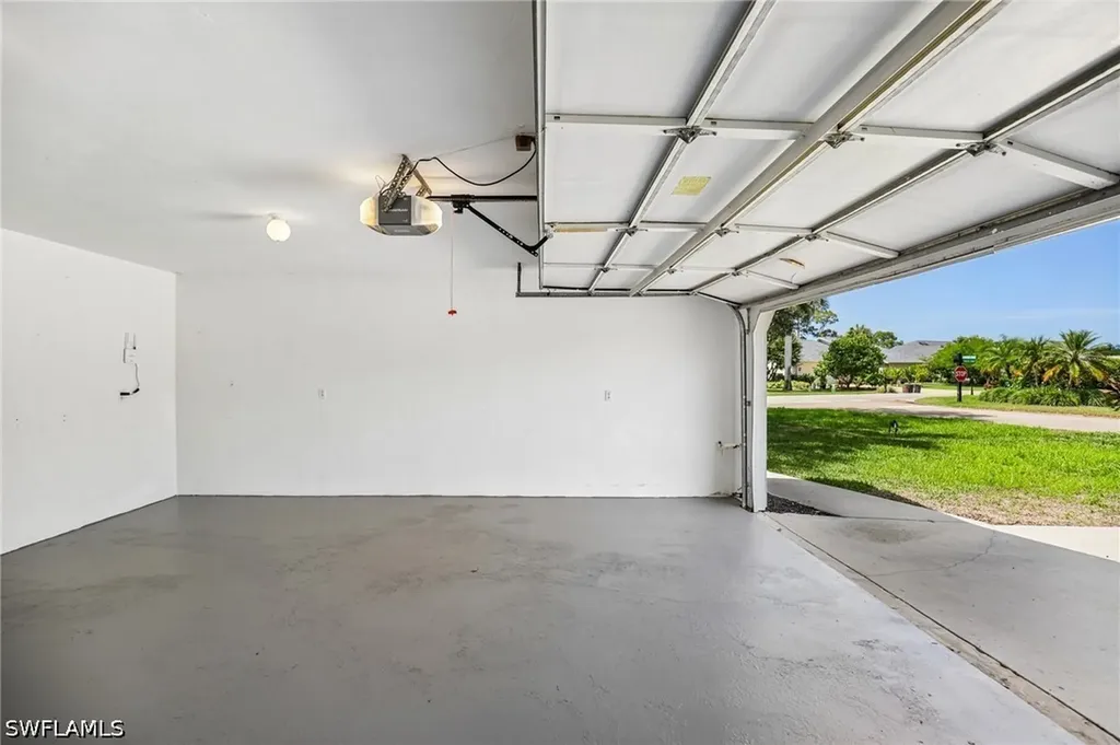 1937 Princess Court Naples FL 34110