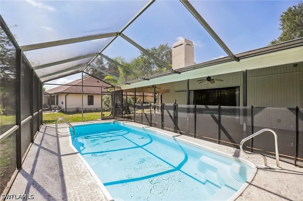 1937 Princess Court Naples FL 34110