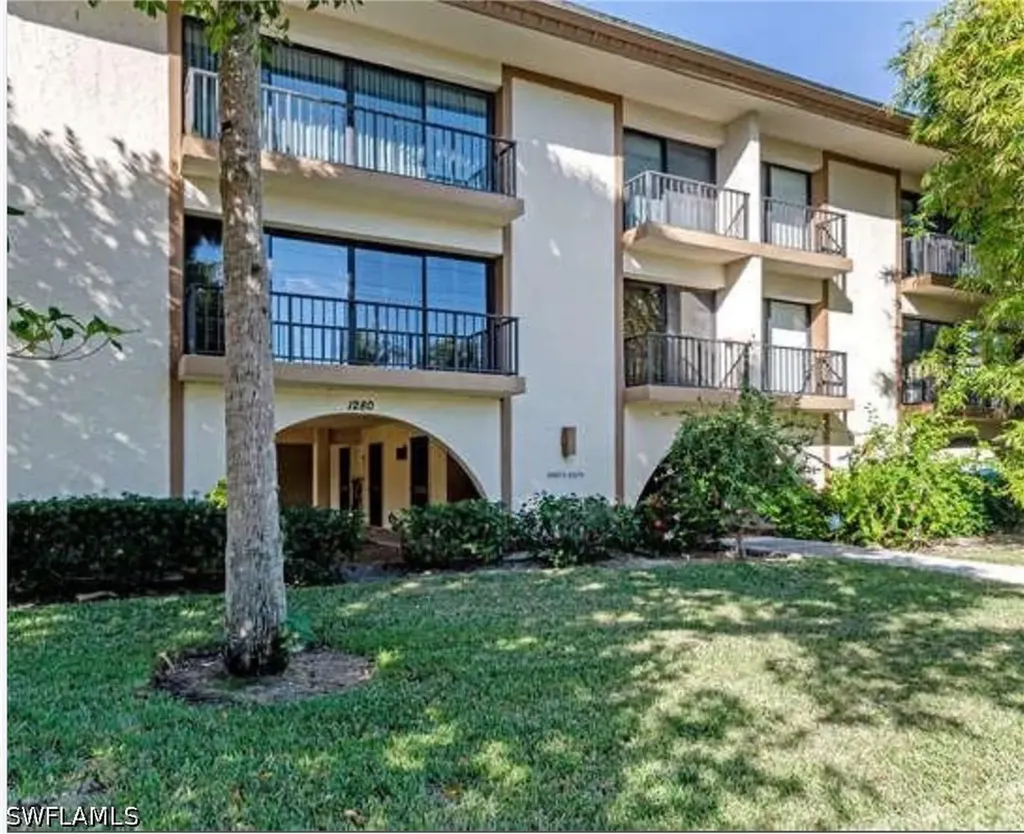 1280 Gordon Drive Naples FL 34102
