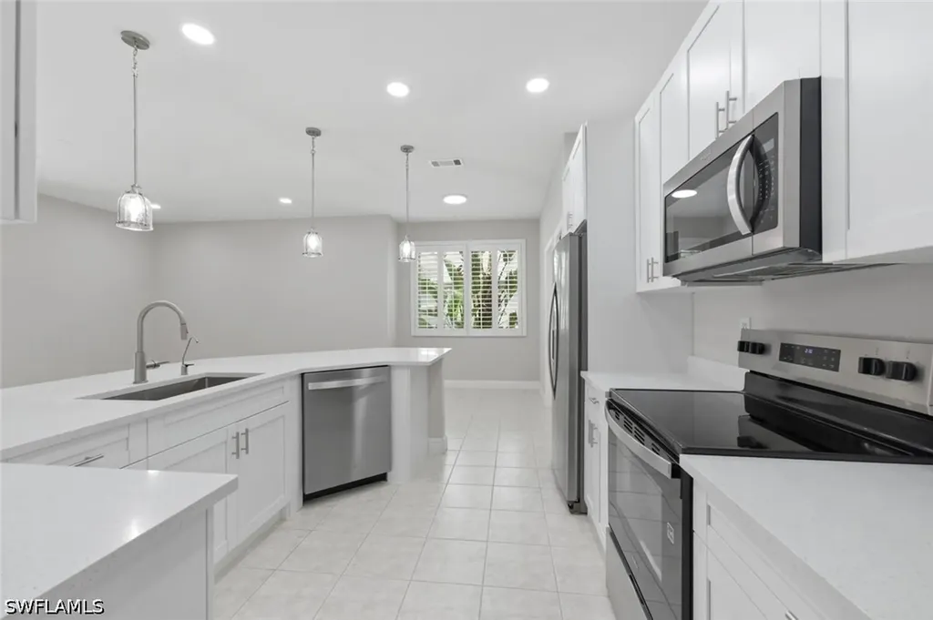 11528 Woodmount Lane Estero FL 33928