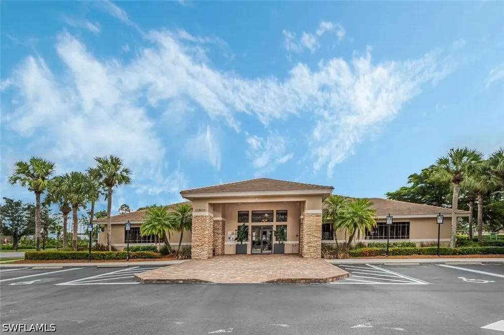 11528 Woodmount Lane Estero FL 33928