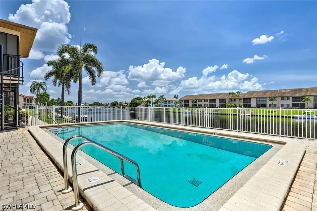 3722 SE 12th Avenue Cape Coral FL 33904