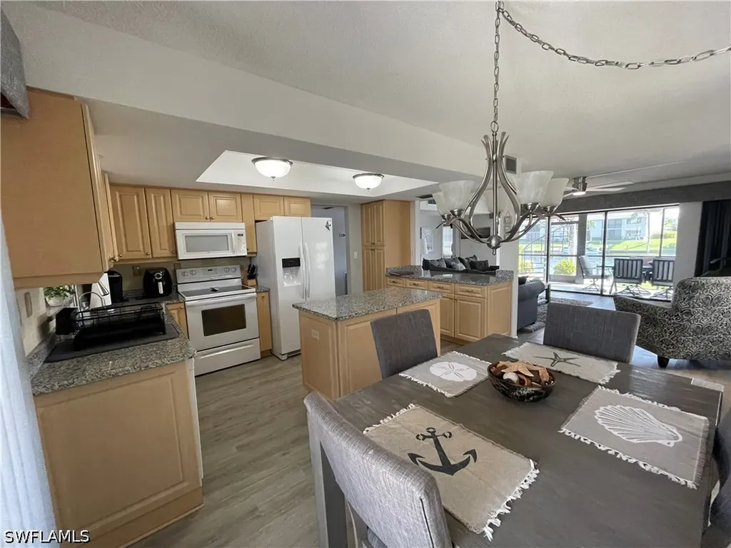 3722 SE 12th Avenue Cape Coral FL 33904