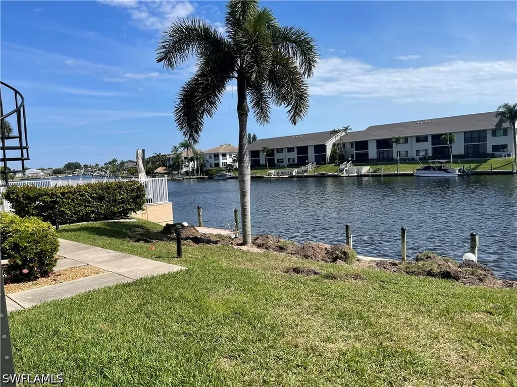 3722 SE 12th Avenue Cape Coral FL 33904