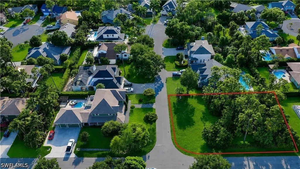527 Carpenter Court Naples FL 34110