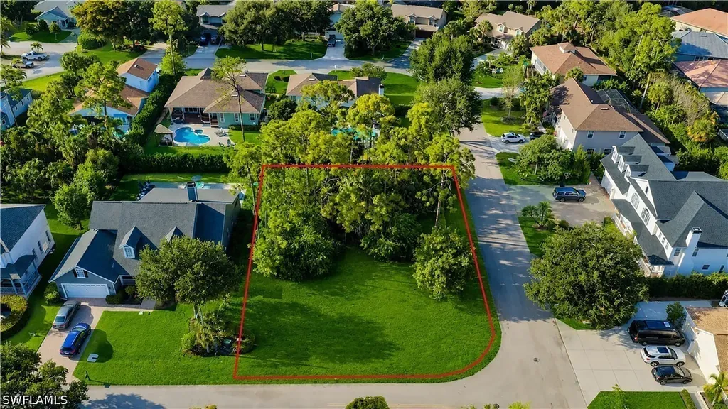 527 Carpenter Court Naples FL 34110
