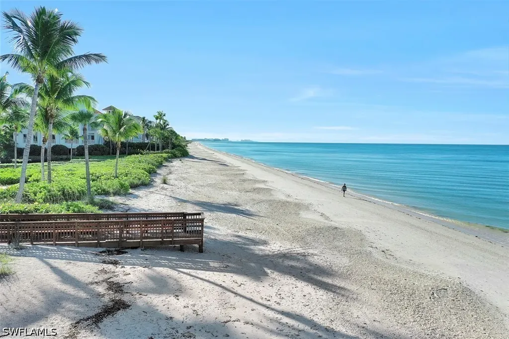 527 Carpenter Court Naples FL 34110