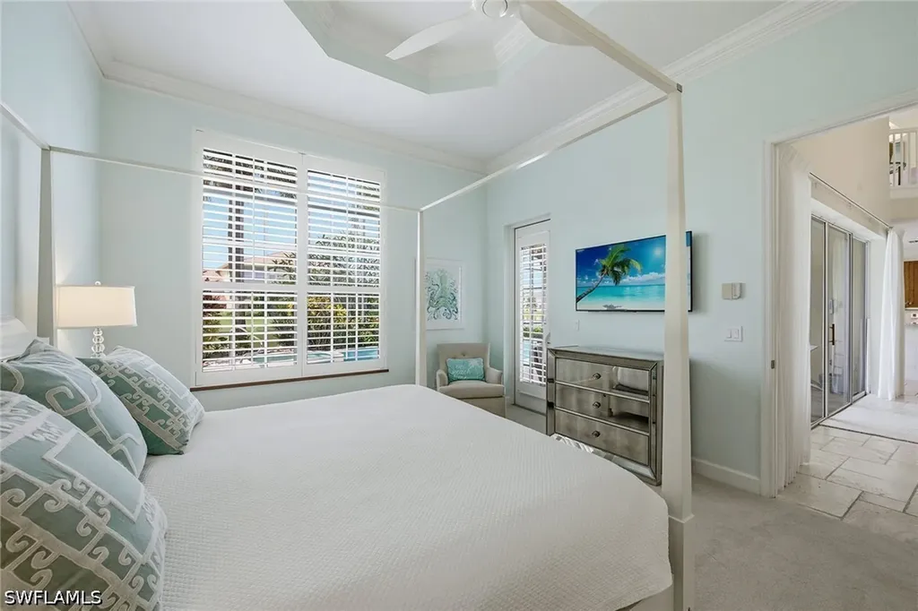 2292 Island Cove Circle Naples FL 34109