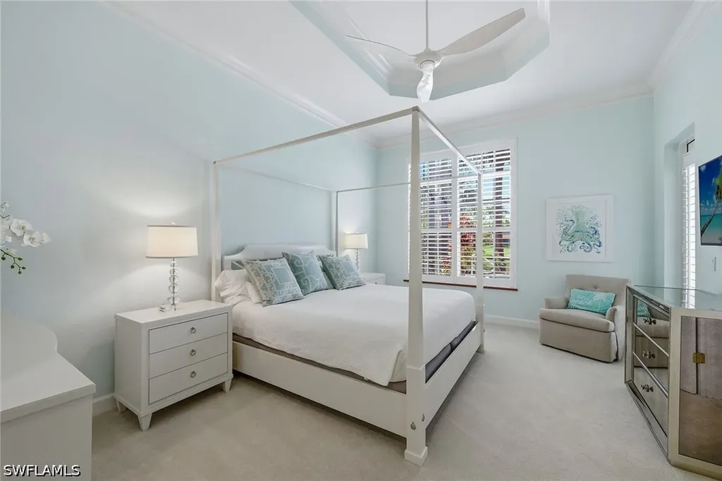 2292 Island Cove Circle Naples FL 34109