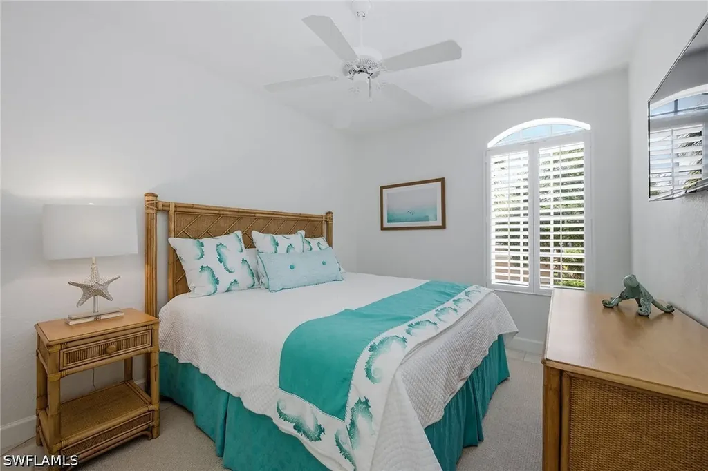 2292 Island Cove Circle Naples FL 34109