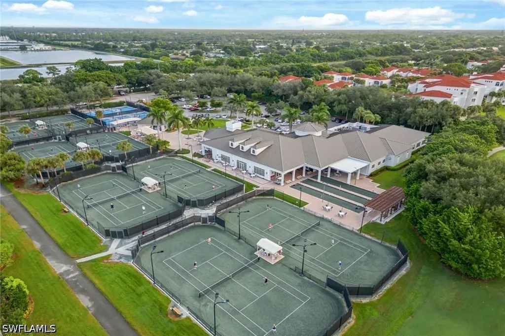 2292 Island Cove Circle Naples FL 34109