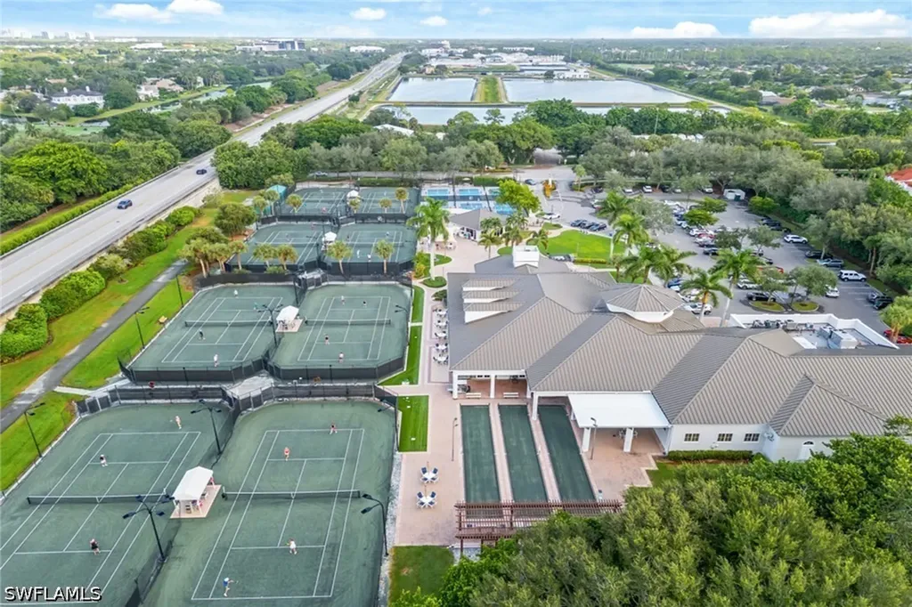 2292 Island Cove Circle Naples FL 34109
