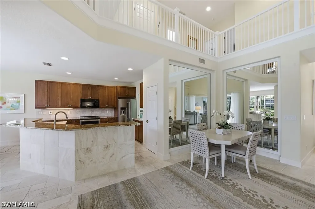 2292 Island Cove Circle Naples FL 34109