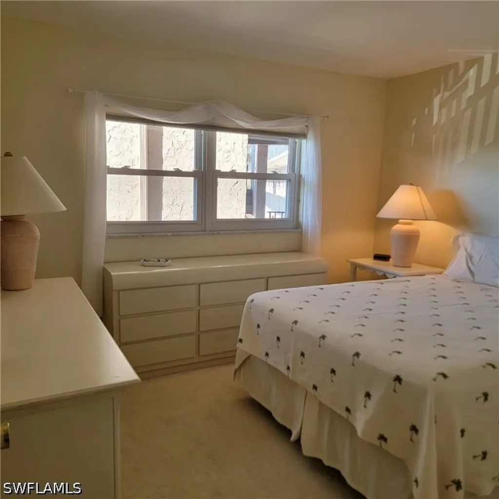 5483 Rattlesnake Hamm Road Naples FL 34113