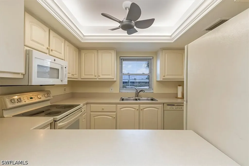 5483 Rattlesnake Hammock Road Naples FL 34113