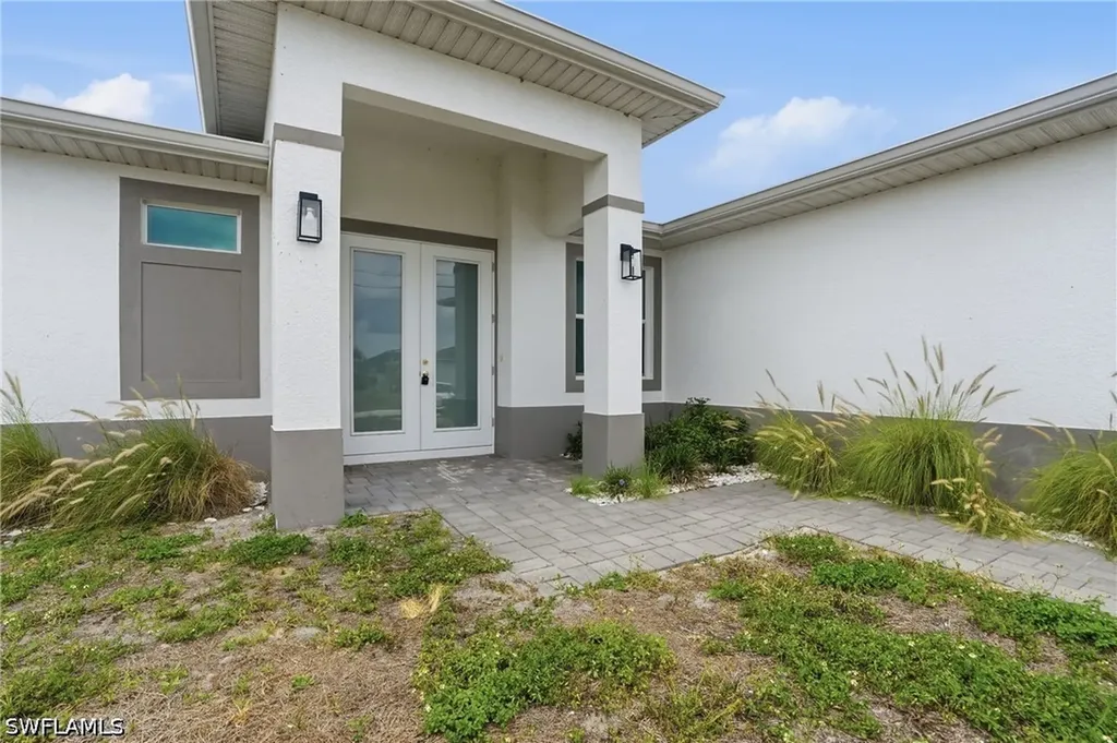 326 NE 20th Terrace Cape Coral FL 33909