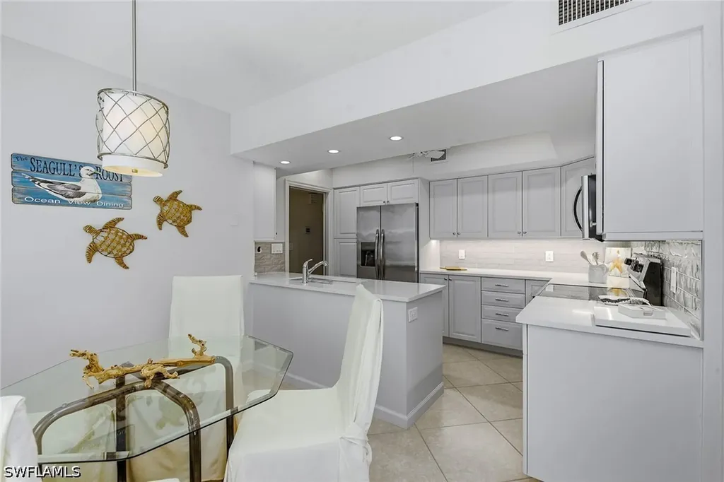 4051 Gulf Shore Boulevard N Naples FL 34103