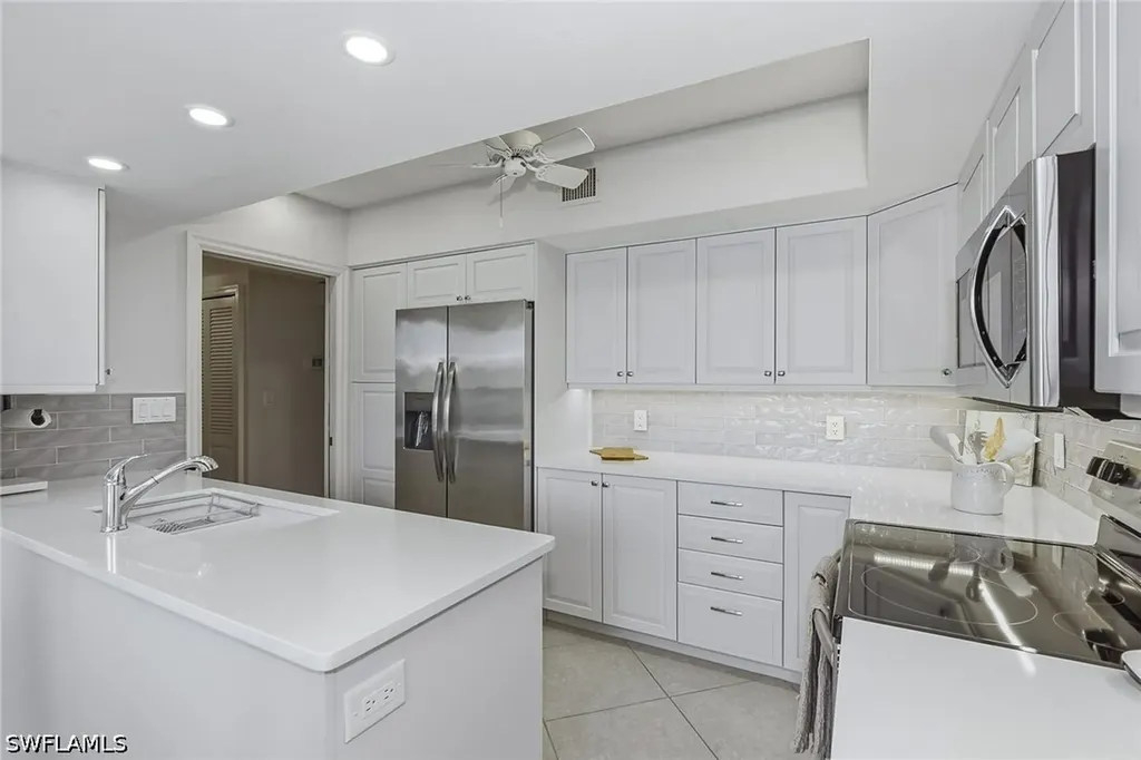 4051 Gulf Shore Boulevard N Naples FL 34103
