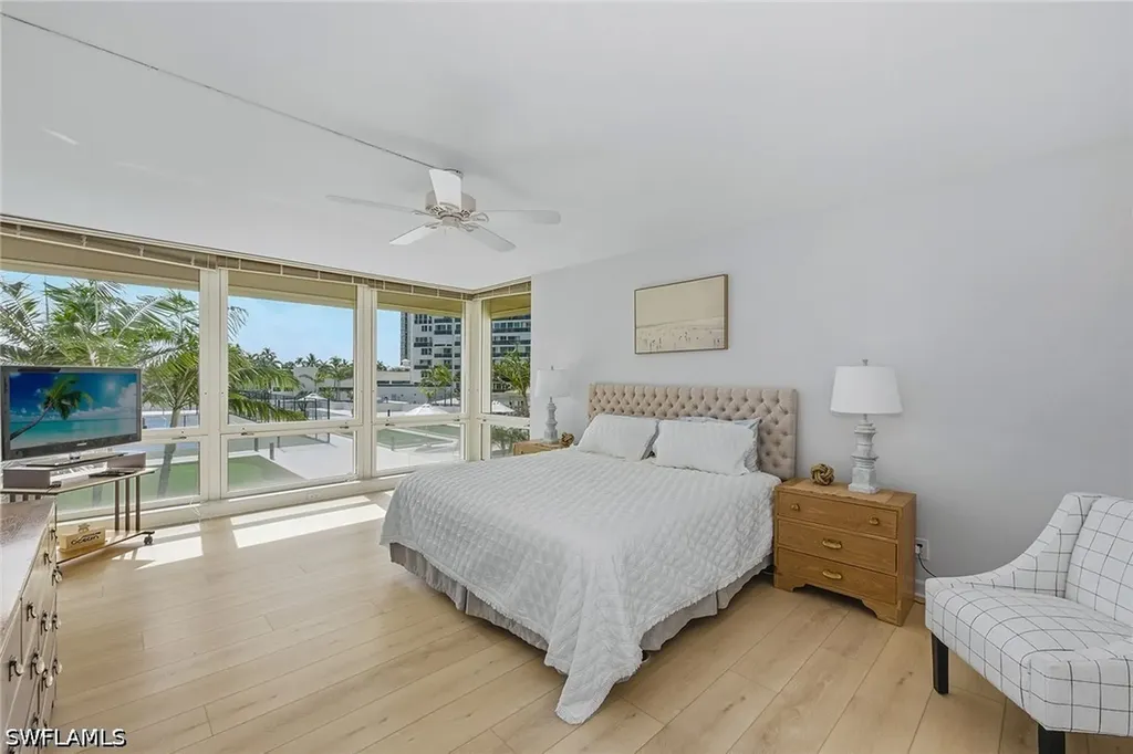 4051 Gulf Shore Boulevard N Naples FL 34103